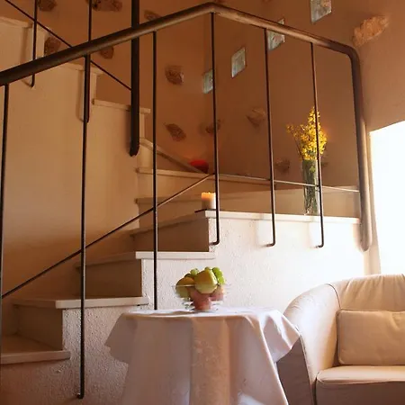 Convento Di San Colombo 3*