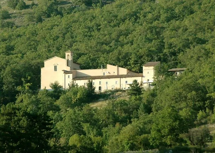 Hotel Convento Di San Colombo 3*