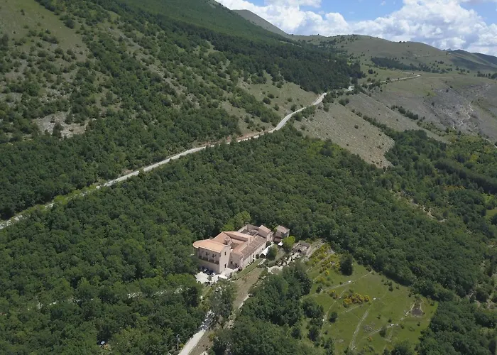 Hotel Convento Di San Colombo